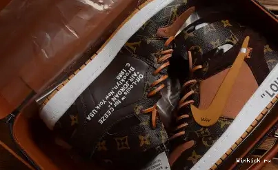 1 MENS CUSTOMS X OT JORDAN - AIR 0510